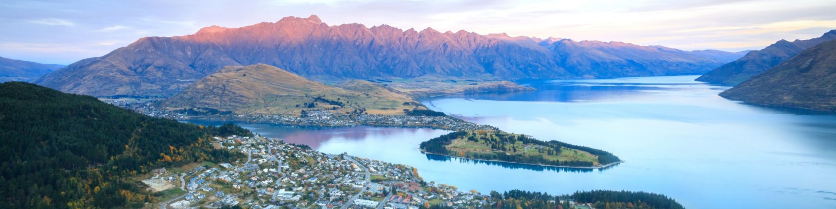 Queenstown, New Zealand: Stunningly beautiful, this Kiwi town is an adventure Mecca.