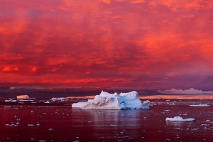 An antarctic landscape captured by Camille Seaman, who has professionally focused on the fragility of polar regions ...