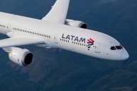 LATAM uses the Boeing 787-9 Dreamliner on its Melbourne route.