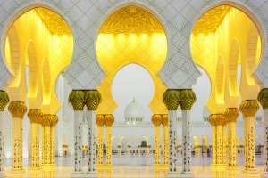 Arches surrounding the central courtyard of Sheikh Zayed Grand Mosque, Abu Dhabi.